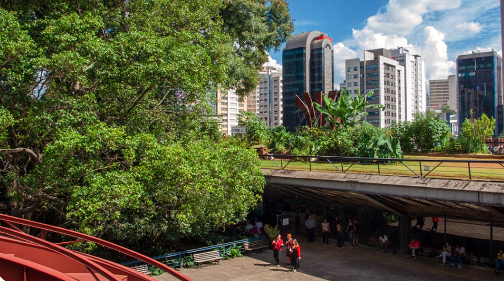Arquitetura do Centro Cultural São Paulo, na Rua Vergueiro
