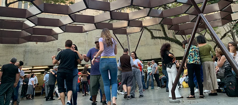 Pátio Metrô São Bento, no Largo São Bento, centro de São Paulo